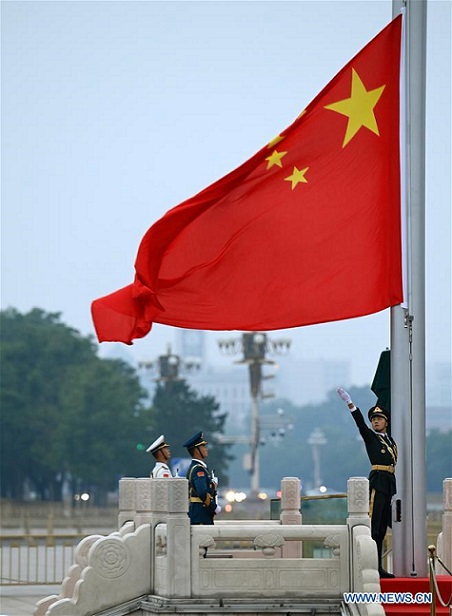 Cérémonie de lever du drapeau national à Beijing