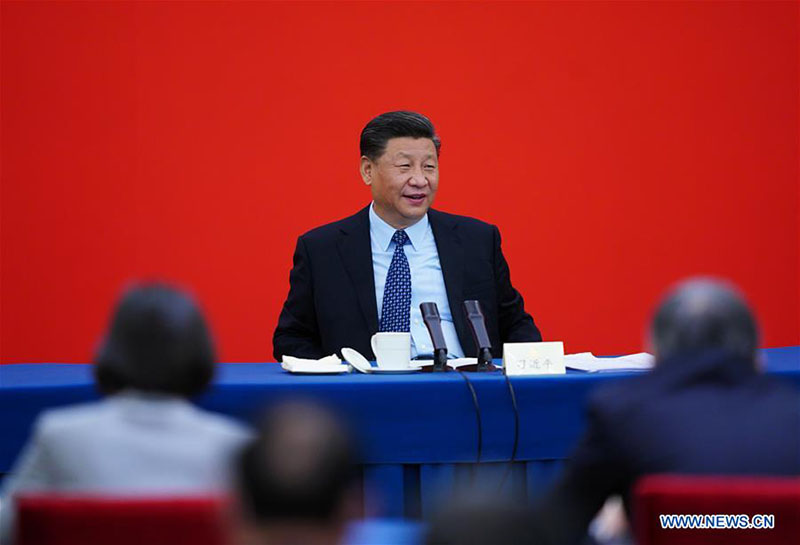 Xi Jinping appelle à analyser l'économie chinoise dans une perspective globale, dialectique et de long terme