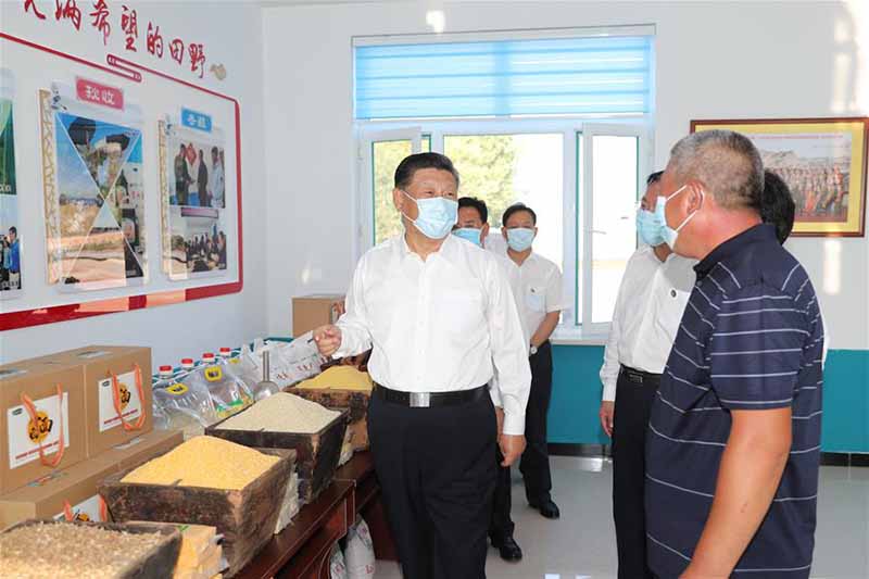 Xi Jinping inspecte la province chinoise du Jilin