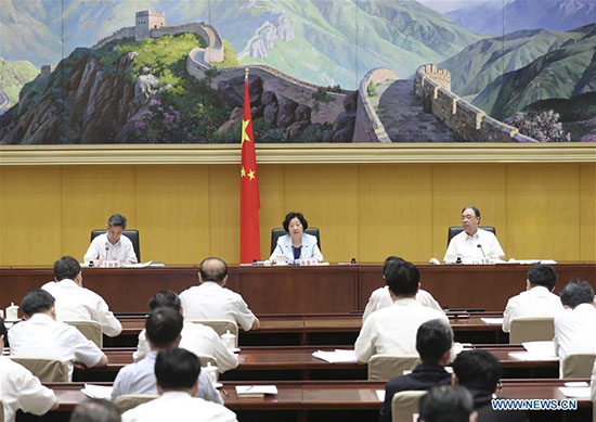 (COVID-19) Une vice-Première ministre chinoise souligne le contrôle de l'épidémie en automne et en hiver