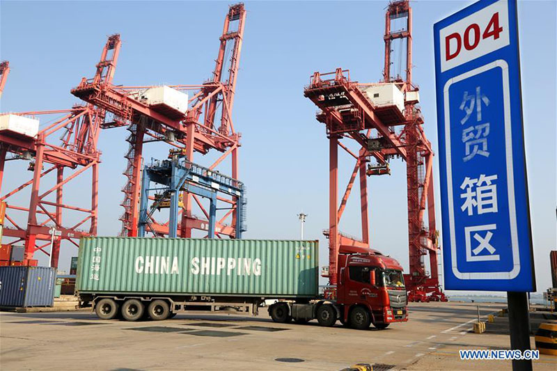 Chine : le commerce extérieur en hausse de 6% en août