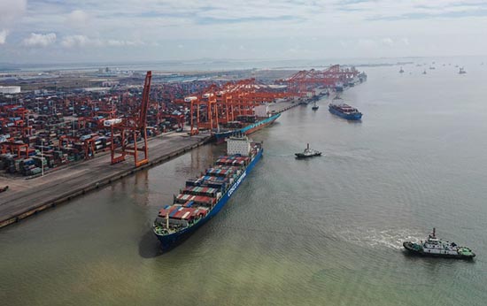 7 des 10 premiers ports mondiaux par flux de production sont en Chine