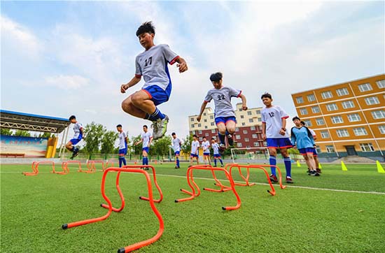 Les provinces chinoises vont renforcer l'importance des notes d'éducation physique