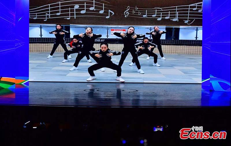 La 5e finale de danse hip-hop trans-détroit s'est tenue à Fuzhou