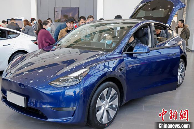 Tesla dévoile son Model Y à Shanghai