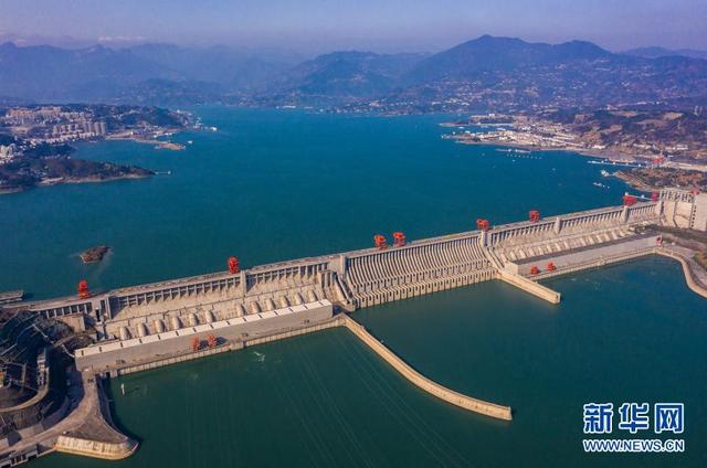 Le barrage des Trois-Gorges établit un record du monde de la production annuelle d'électricité