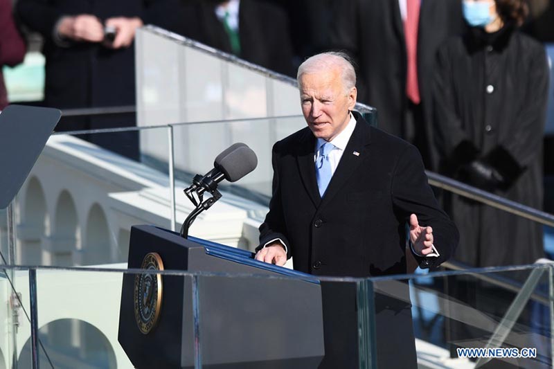 Joe Biden prête serment comme 46e président des Etats-Unis et appelle les Américains à surmonter leurs divisions