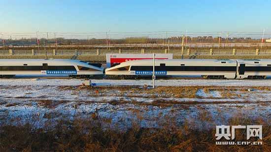 Fin du premier test de résistance aux chocs des trains à grande vitesse en Chine
