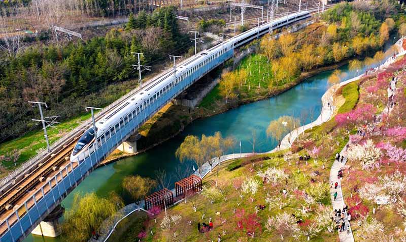 La Chine continue à construire de nombreux chemins de fer dans les cinq ans à venir