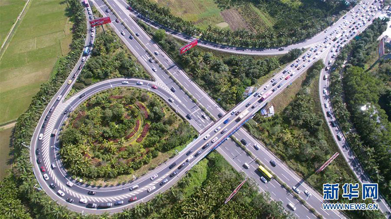 Les autoroutes chinoises mises bout à bout peuvent faire près de 4 fois le tour de la Terre