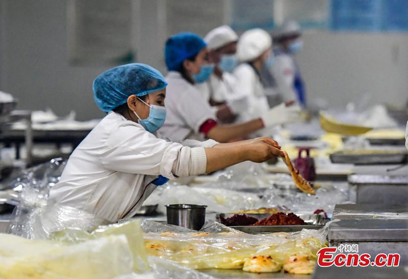 Xinjiang : réouverture au public du parc industriel culturel du Nang d'Urumqi après rénovation