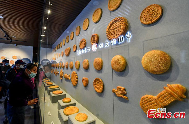 Xinjiang : réouverture au public du parc industriel culturel du Nang d'Urumqi après rénovation