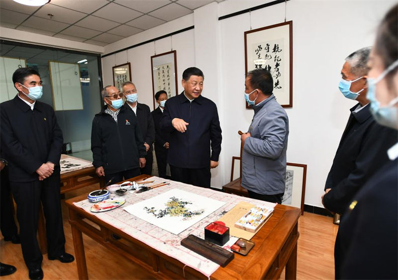 Xi Jinping met l'accent sur les fortes organisations du Parti au niveau primaire pour les quartiers résidentiels