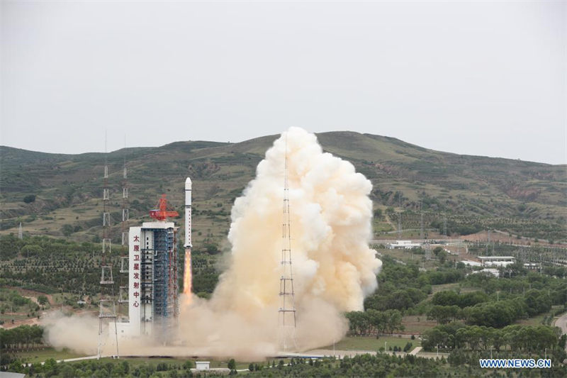 La Chine lance quatre satellites transportés par une fusée Longue Marche-2D