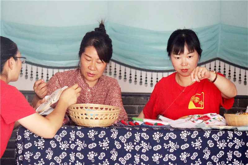 Des villageois du Hubei trouvent la prospérité grâce à leur patrimoine culturel