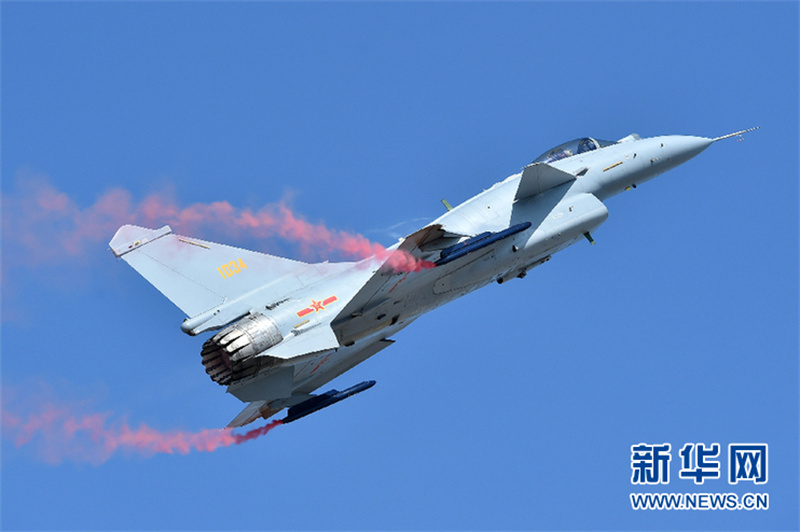 La Chine va présenter ses tous derniers matériels de défense lors d'un spectacle aérien