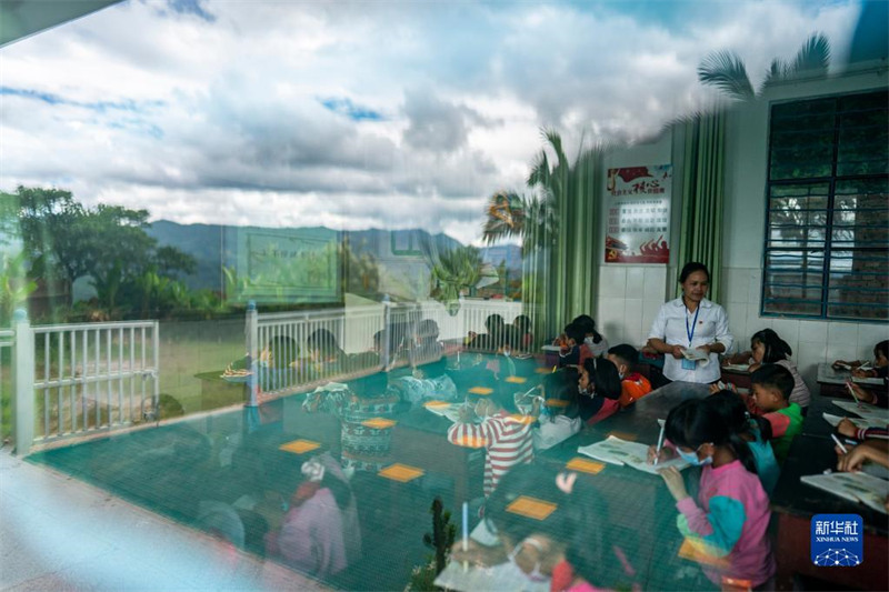 Les grands changements d'une école d'un village de montagne durant 17 ans