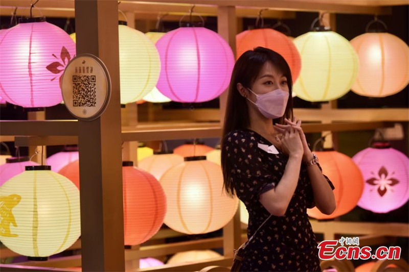 Une exposition de lanternes organisée à Hong Kong pour célébrer le prochain Festival de la Mi-automne