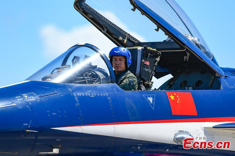 Des avions de combat de l'armée de l'air chinoise seront présents au 13e Salon de l'aéronautique de Zhuhai