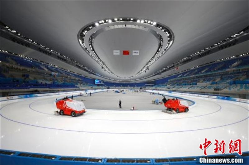 Voilà les JO d'hiver ! Le « Ruban de Glace » de Beijing accueille sa première épreuve internationale