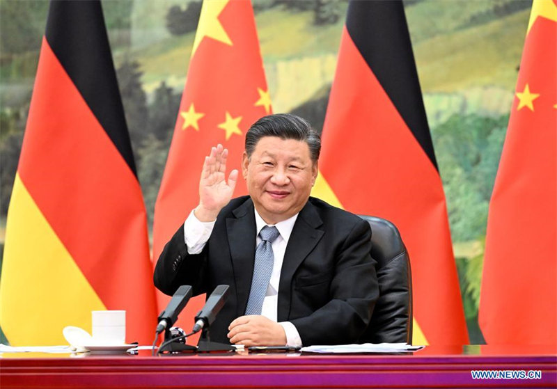 Xi Jinping s'entretient avec Angela Merkel par liaison vidéo