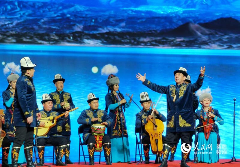 19 zones et villes du Xinjiang présentent leurs trésors du patrimoine culturel immatériel