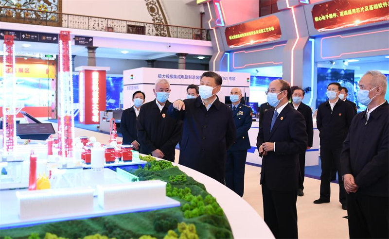 Xi Jinping appelle à de plus grands efforts pour construire la puissance de la Chine en matière de sciences et technologies