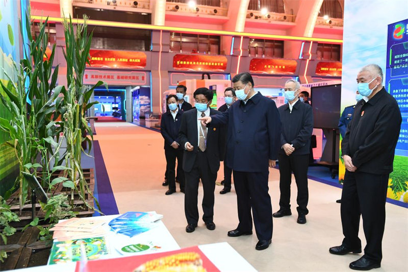 Xi Jinping appelle à de plus grands efforts pour construire la puissance de la Chine en matière de sciences et technologies