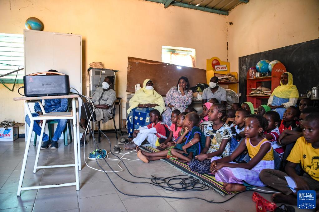 Le projet « Dix mille villages connectés » ouvre l'Afrique sur le monde