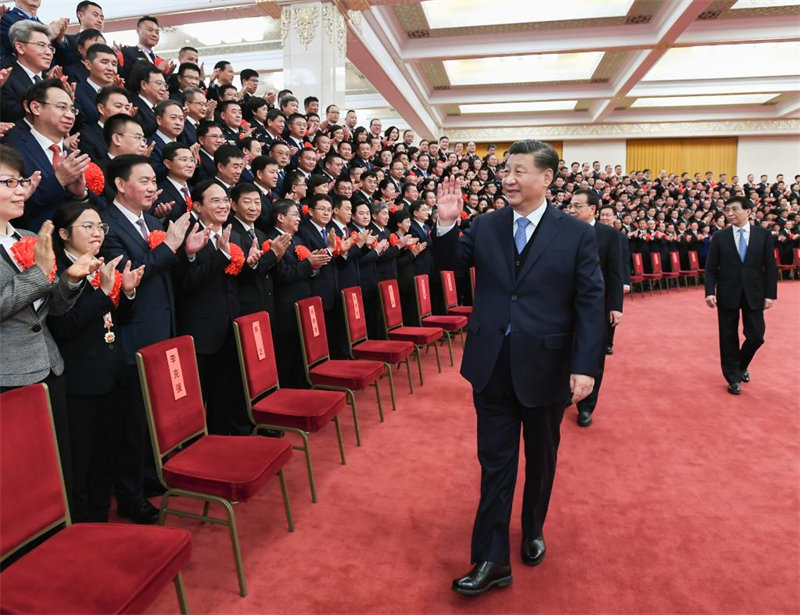 Xi Jinping rencontre des modèles pour la construction d'une Chine sûre
