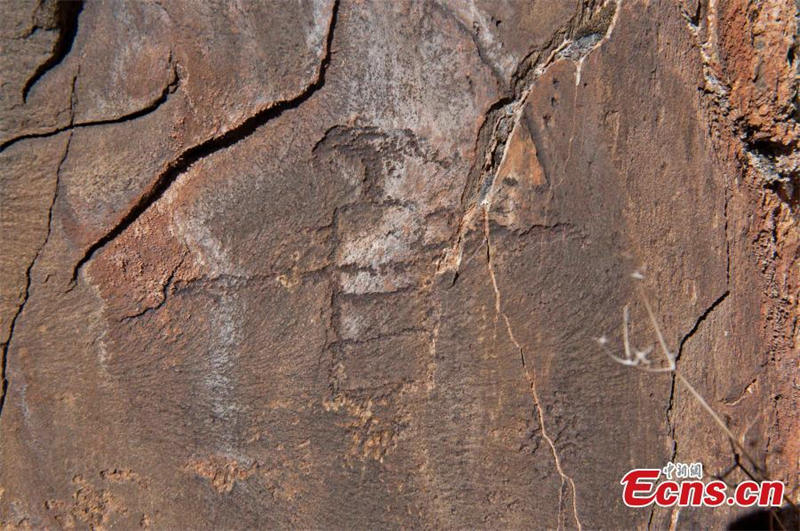 Découverte de peintures rupestres anciennes dans le Qinghai