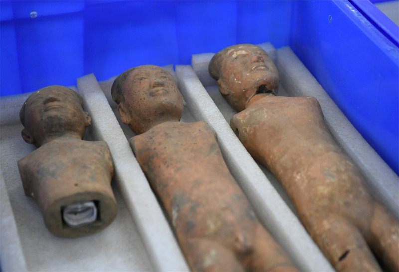 Chine : découverte de reliques culturelles dans un mausolée ancien à Xi'an