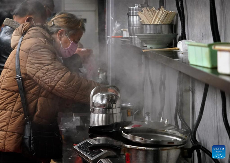 Dans le Henan, une cuisine partagée apporte chaleur et confort aux patients 