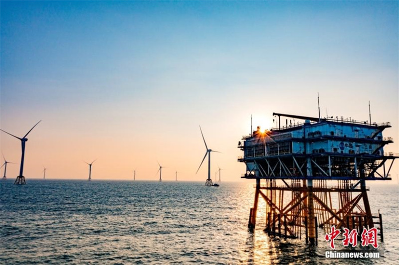 Le premier parc éolien offshore chinois de niveau GW démarre la production d'électricité