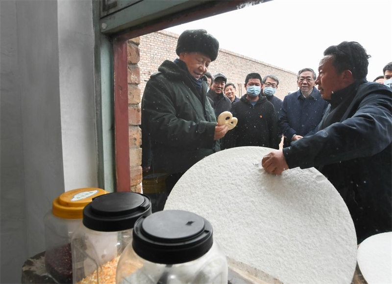 Xi Jinping exprime ses voeux pour la fête du Printemps à tous les Chinois durant sa visite au Shanxi