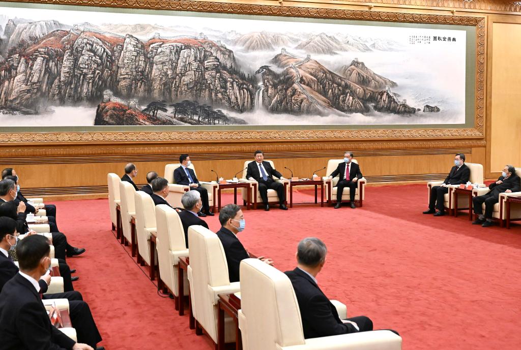 Xi Jinping participe à un rassemblement annuel du Nouvel An chinois avec des membres non communistes