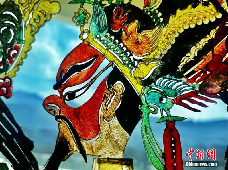 Les marionnettes d'ombres chinoises, un art de l'ombre et de la lumière
