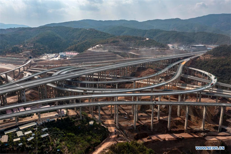 Chine : ouverture de la nouvelle autoroute Chuxiong-Dali