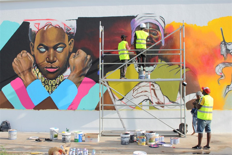 Bénin : art graffiti à Cotonou