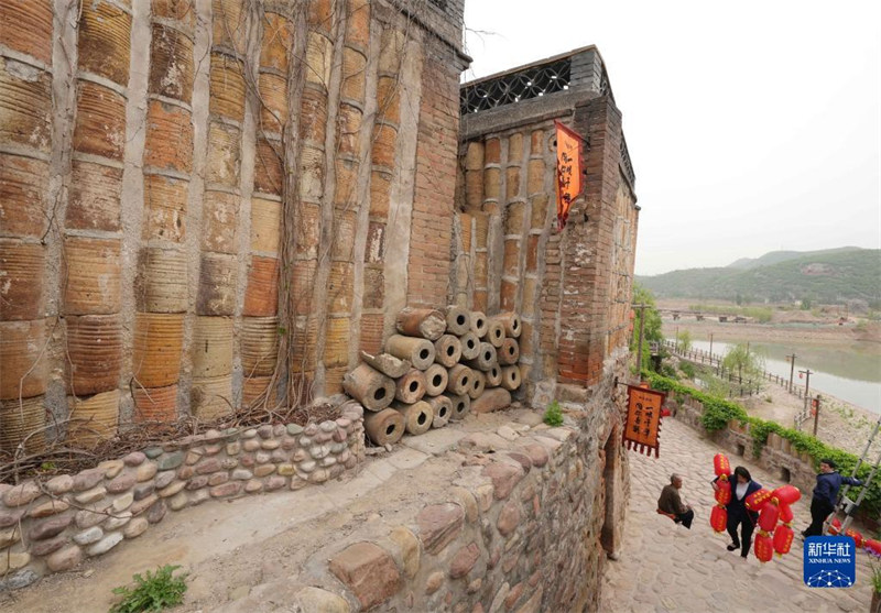 Dans le Hebei, le tourisme contribue à la revitalisation des vieux villages du mont Taihang