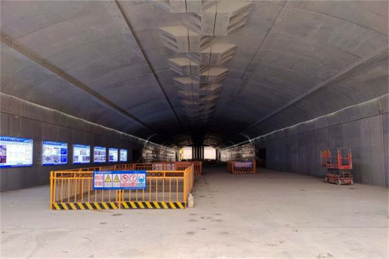 Fin de l'assemblage de la première station de métro préfabriquée de Chine à Qingdao