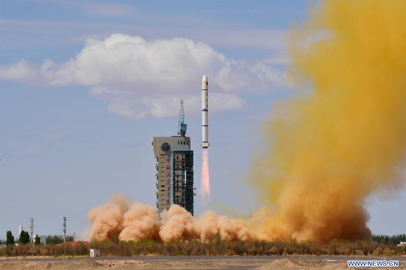 La Chine lance deux nouveaux satellites