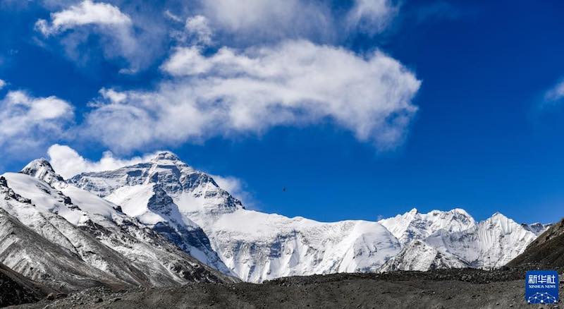 Qomolangma : le ciel et les étoiles vus du « toit du monde »