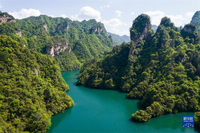 Hunan : le patrimoine mondial naturel de Wulingyuan vu d'en haut