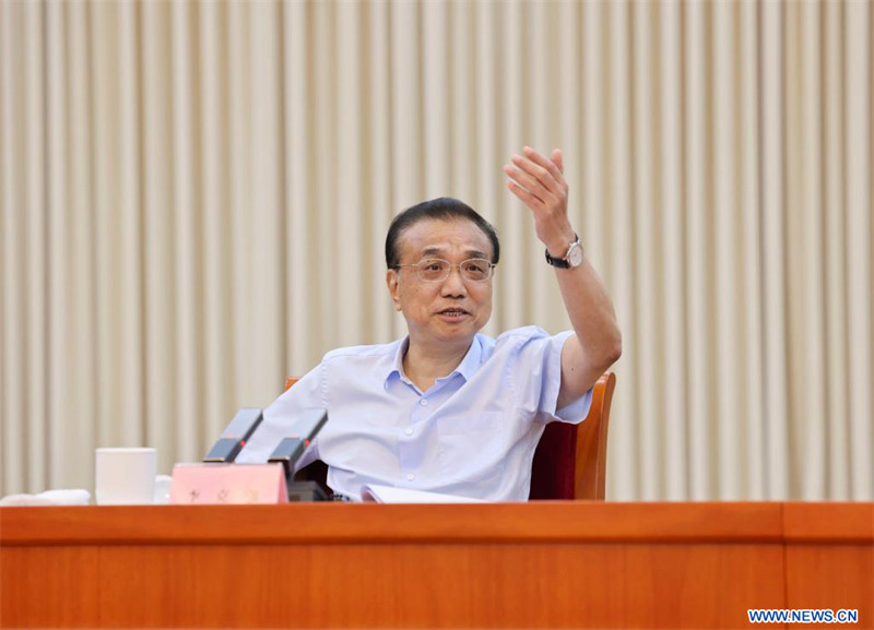 Le PM chinois appelle à des efforts pour stabiliser l'emploi et sauvegarder les moyens de subsistance