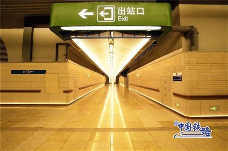Beijing : la gare souterraine de train à grande vitesse la plus profonde de Chine n'a pas besoin de climatiseur en été