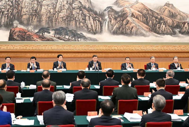 Xi Jinping préside la deuxième réunion du présidium du 20e Congrès national du PCC