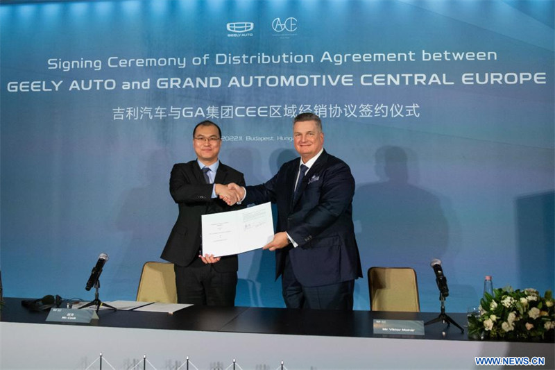 Le constructeur automobile chinois Geely entre sur le marché de l'UE