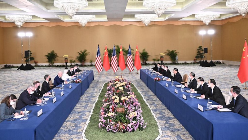 Xi et Biden ont eu des échanges de vues francs et approfondis sur les liens bilatéraux et les grandes questions mondiales 