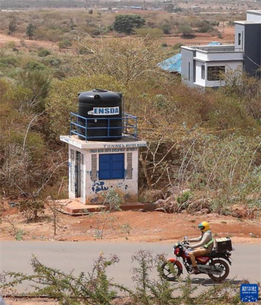 Une entreprise chinoise fournit de l'eau propre aux régions arides du Kenya